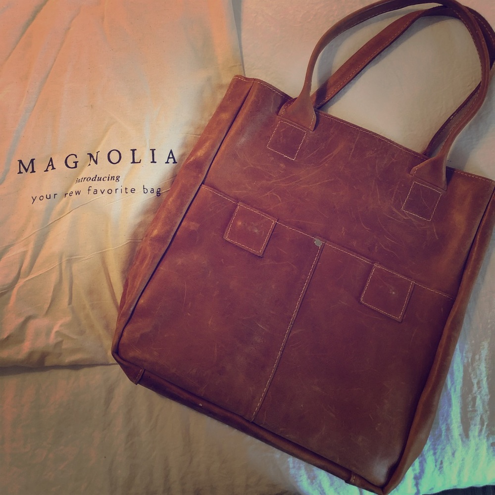 Leather tote